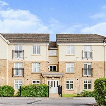 The Wickets - 2 Bedroom Apartment Overlooking Cricket Club Marton-in-Cleveland ภายนอก รูปภาพ